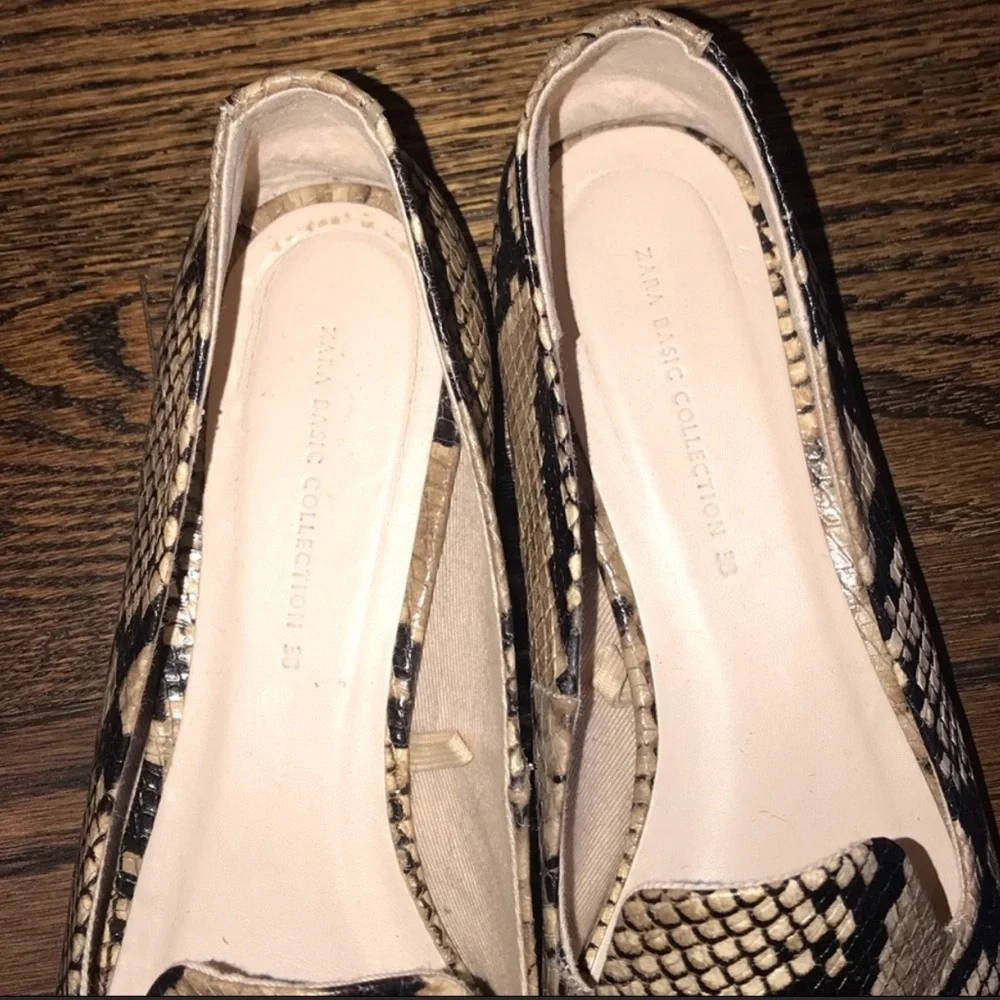 Gorgeous Zara Snake Print Leather Loafers ♥️ - Picture 15 of 16